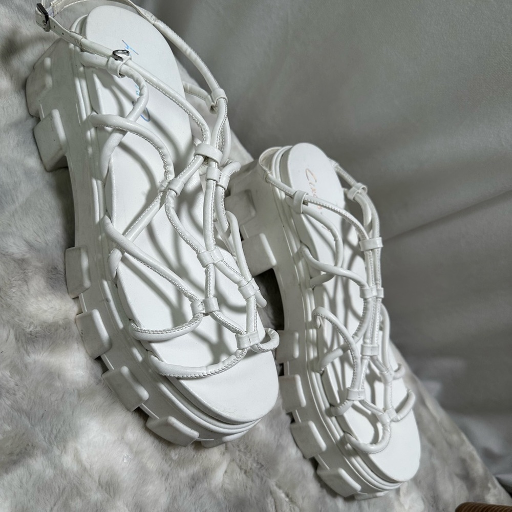 Circus by Sam Edelman Women's Greyson Platform Sandal 10 White - Picture 3 of 6